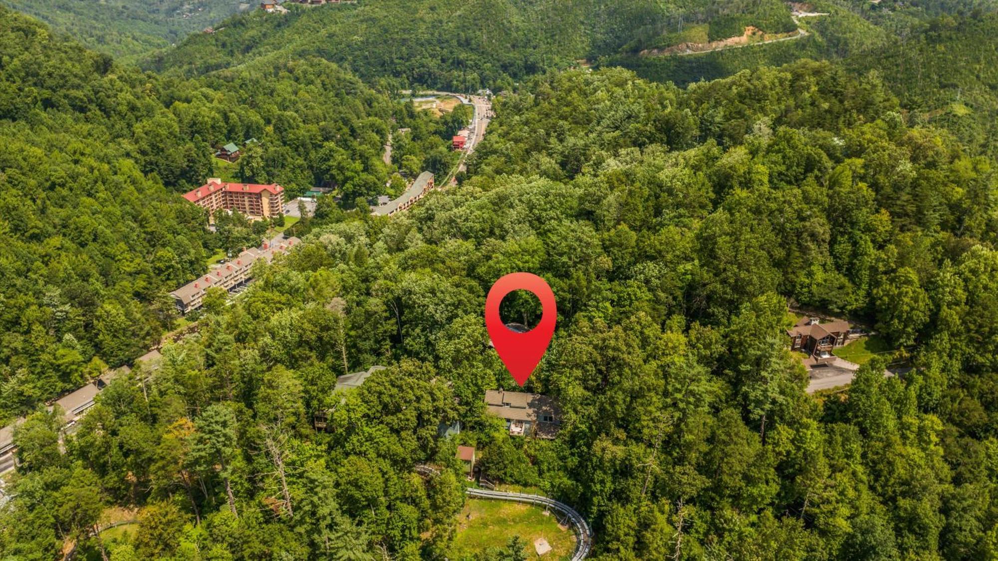 Whiskey Ridge Lodge, A Restored 1940S Gem, 2 Mins From Downtown, Breathtaking City Views, Custom Game Room, And Spacious Elegance Gatlinburg Esterno foto
